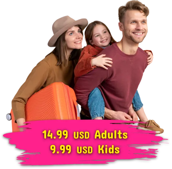 Family using Cancun Smart Pass